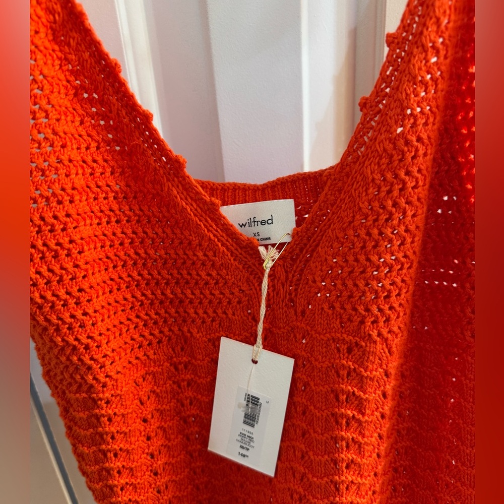 Elegant Red Knit Dress by Aritzia - Picture 4 of 4